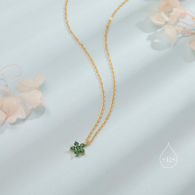 Tiny Forget Me Not Flower CZ Necklace in Sterling Silver, Silver or Gold, Various Colours, Tiny CZ Flower Pendant zdjęcie 5