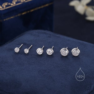 CZ Bezel Stud Earrings in Sterling Silver, Available in 3mm, 4mm, 5mm, Brilliant Cut CZ Earrings, Minimal CZ Stud zdjęcie 2