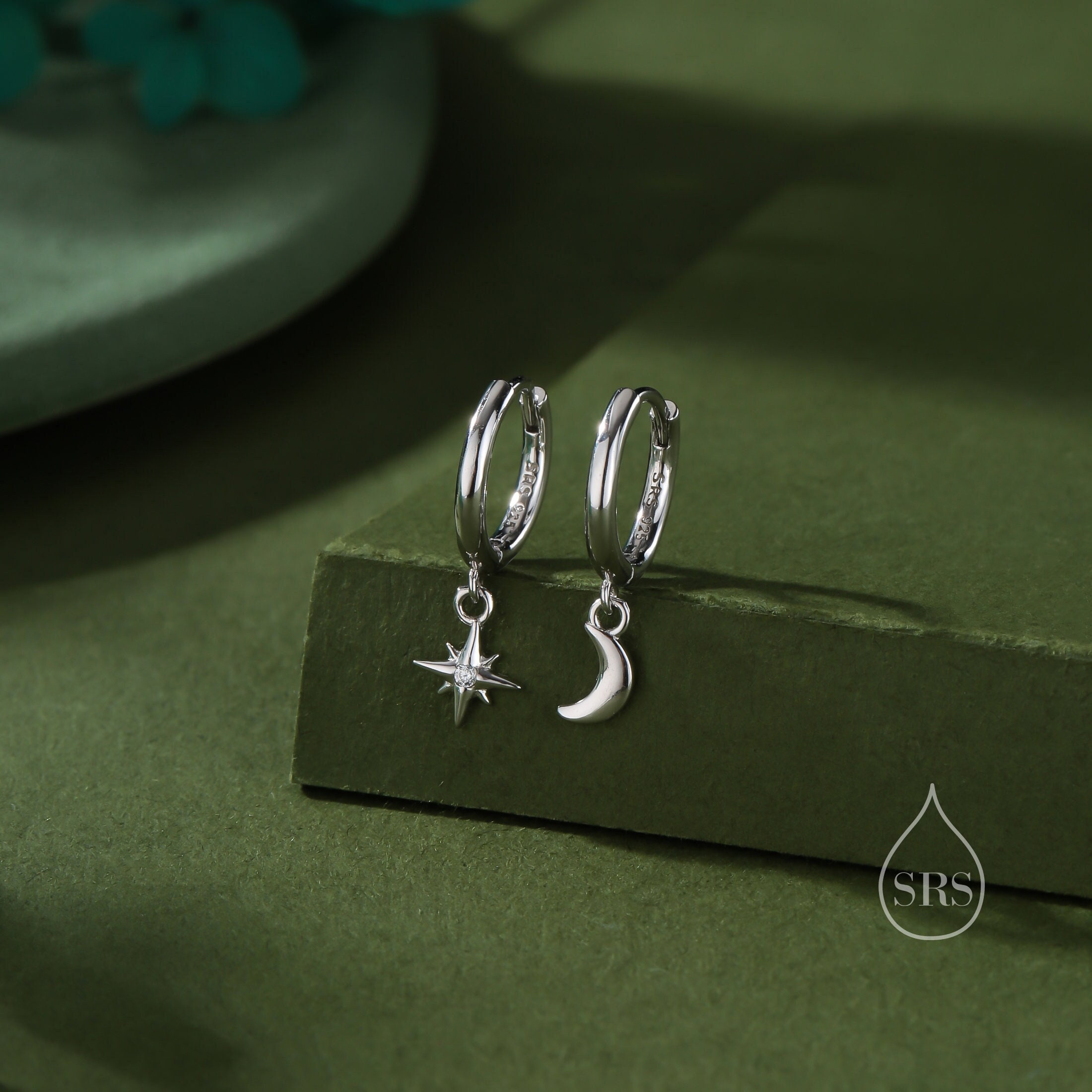◆STONEHENgE◆ Silver Moon Earrings SC25A29E Sterling Silver Round Cubic Zirconia Crescent Moon & Star
