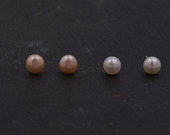 Beautiful Pair of Real Fresh Water Pearl Stud Earrings in Sterling Silver, Pink Cream or Black, Simple Classic Minimalist Jewellery A4