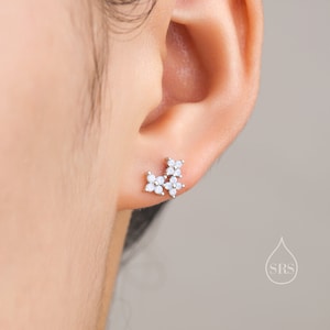 Pendientes pequeños de ramo de hortensias CZ en plata de ley, plata u oro, azul ópalo o rosa ópalo, tres pendientes de flores CZ, racimo CZ imagen 6