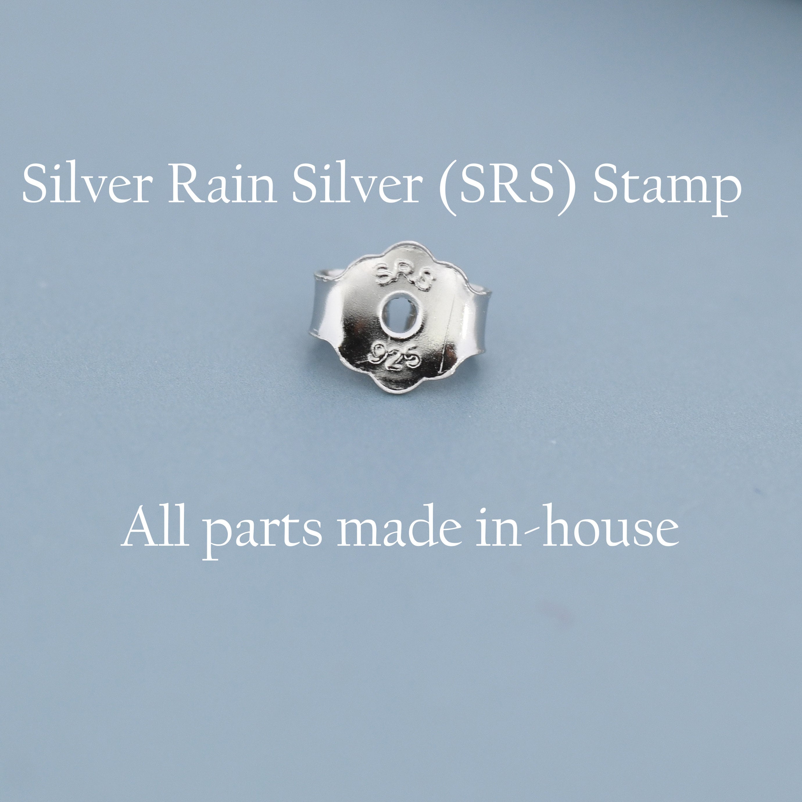 Boucles D'oreilles Clous Argent Sterling 925 Avec Micro Pavé CZ Et Saphir Bleu - 9/16"