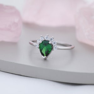 Pear Cut Emerald Green CZ Crown Ring in Sterling Silver, May Birthstone, Lab Emerald Ring, Vintage Inspired Design, US 5 - 8