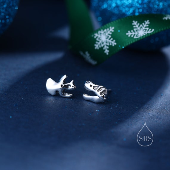 Fossil knot earrings discount
