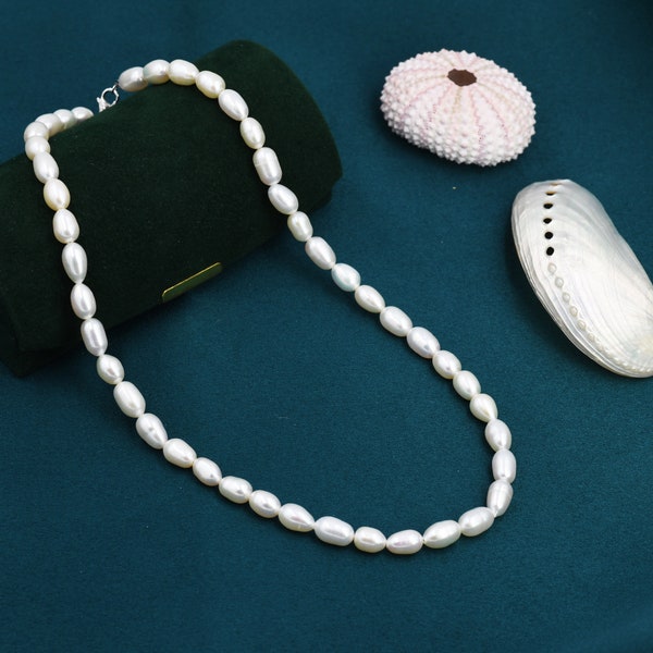 Collier de perles d'eau douce véritables en argent sterling, collier de perles d'eau douce rondes de forme légèrement irrégulière ovale, collier de perles baroques