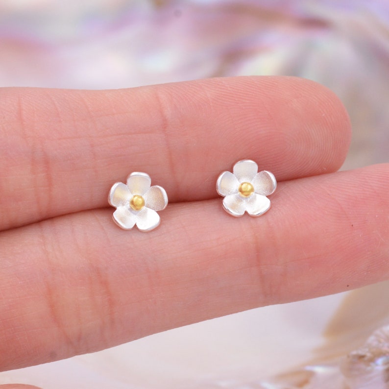 Sterling Silver Forget-me-not Flower Stud Earrings, Nature Inspired Blossom Earrings, Cute and Quirky image 1