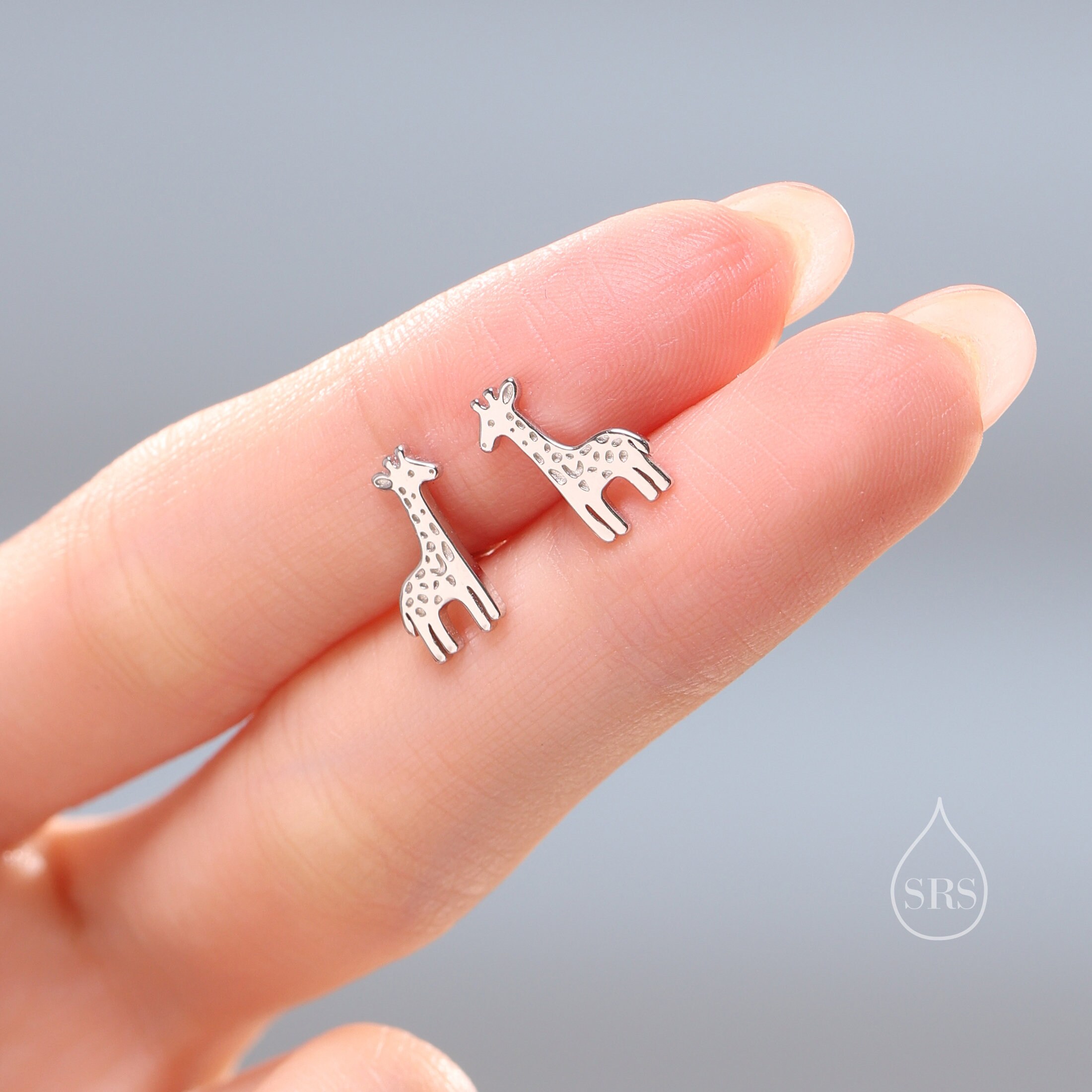 Animali Argento | Confronta prezzi | MicVivien Orecchini a bottone giraffa in argento sterling 925 : Orecchini A Bottone Donna Argento : Orecchini A Bottone Donna