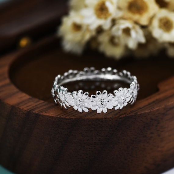 Sterling Silver Daisy Flower Ring, Flower Infinity Band