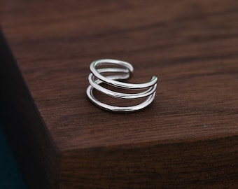 Minimalistische Sterling Silber Ohrmanschette, keine Piercing Ohrmanschette, Piercing Free Triple Bar Ear Cuff, drei Bar Manschette, einfach und minimalistisch