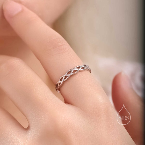 Bague fine noeud celtique en argent sterling, taille réglable, bague d'inspiration celtique