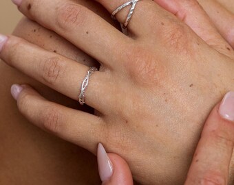 Intertwining Thorn Ring in Sterling Silver, Adjustable Size, Rose
