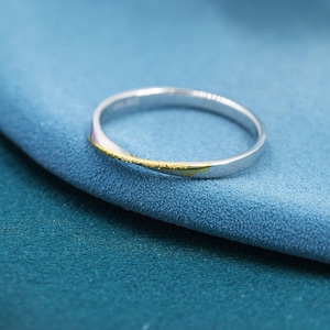 Mobius Ring in Sterling Silver with Partial Gold Coating, Mobius Strip Ring, Silver Mobius Circle Ring, Infinity Ring, US 5 6 7 8 Size