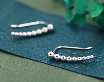 Boucles d'oreilles Dotted Pebble Crawler en argent sterling, argent, or ou or rose, chenilles d'oreille perlées, chenilles de boule de points, chenilles de bobble