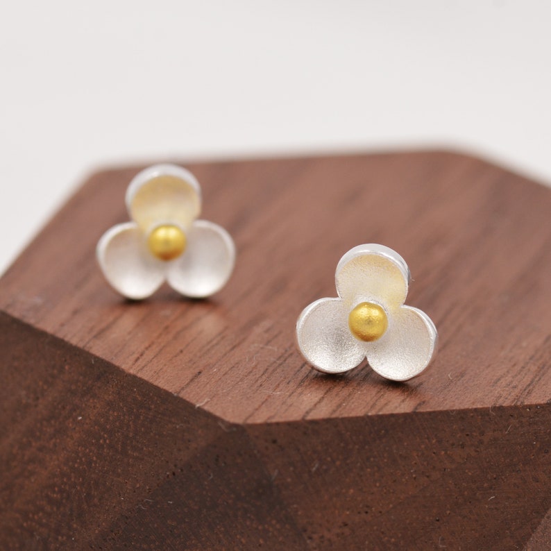 925 Sterling Silver Epoxy Flowers Five Petal Flower Ear Bone Stud