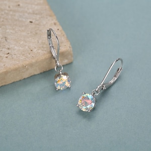 Aurora AB CZ Lever Back Hoop in Sterling Silber, 2 Größen erhältlich, 6 mm oder 6,5 mm