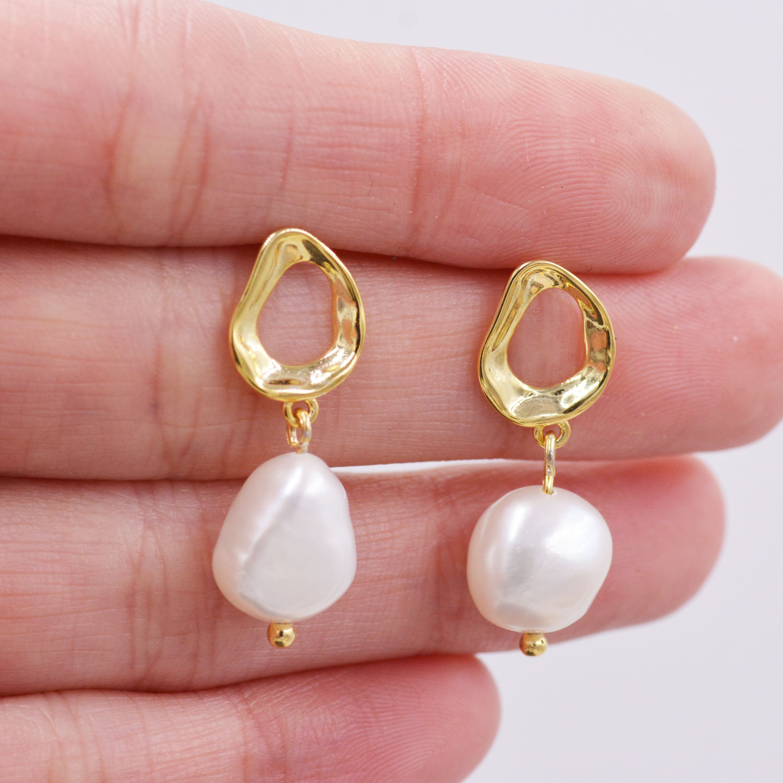 FC061215 1.1/'/' 12MM Purple Rice Freshwater Pearl Earrings 925 Silver Leverback