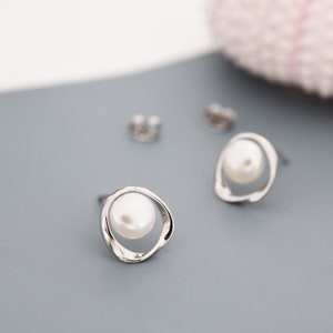 Genuine Freshwater Pearl and Mobius Circle Stud Earrings in Sterling Silver, Delicate Keshi Pearl Halo Earrings,  Genuine Freshwater Pearls