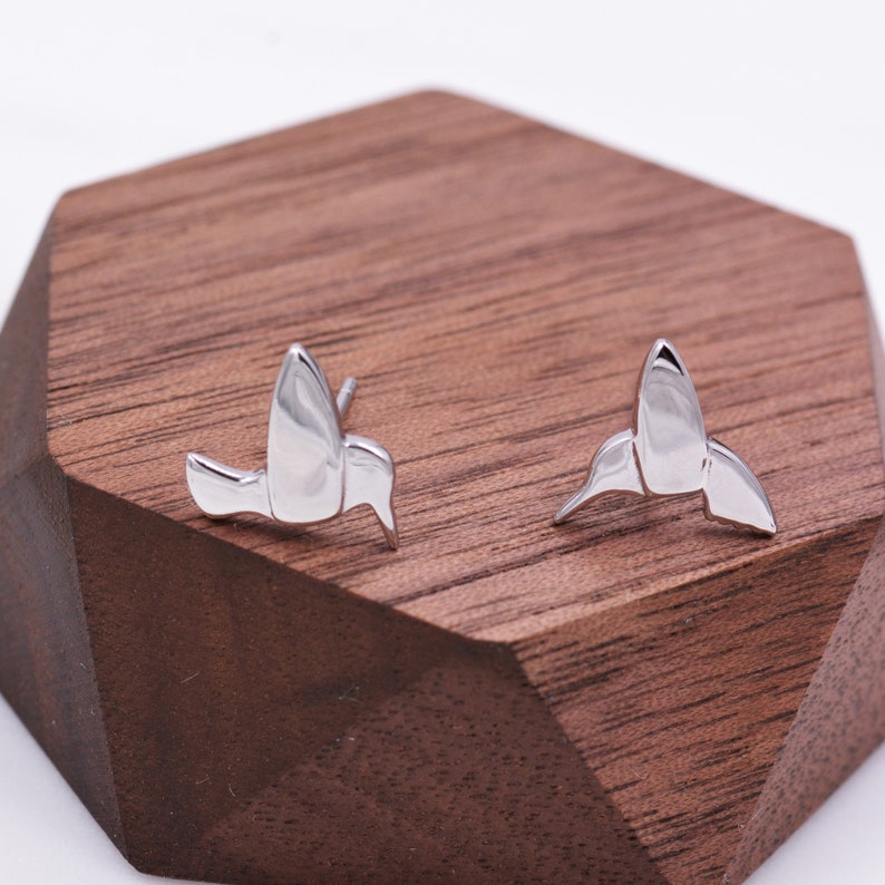 Hummingbird Stud Earrings in Sterling Silver, Bird Earrings, Nature Inspired Stud, Cute Dainty Minimal Jewellery image 2