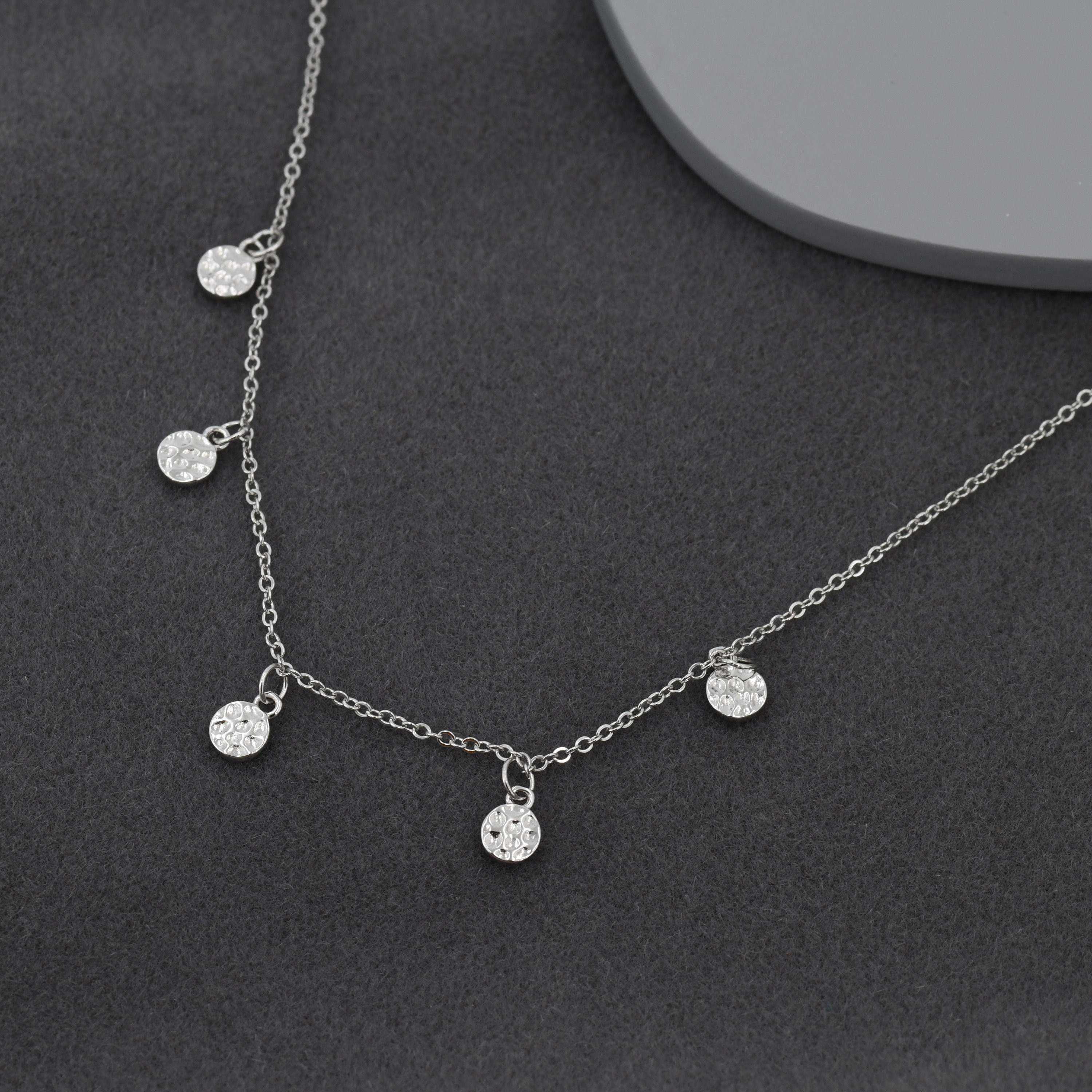 Collares