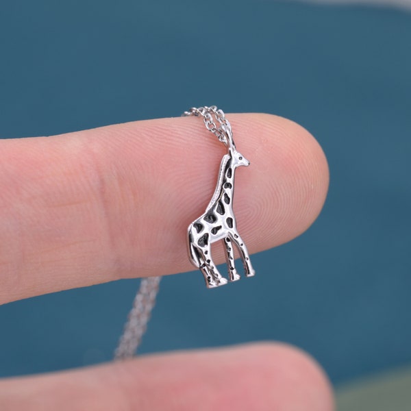 Très petit collier girafe en argent sterling, réglable 16'' - 18'' - Bijoux mignons et amusants, collier pendentif girafe