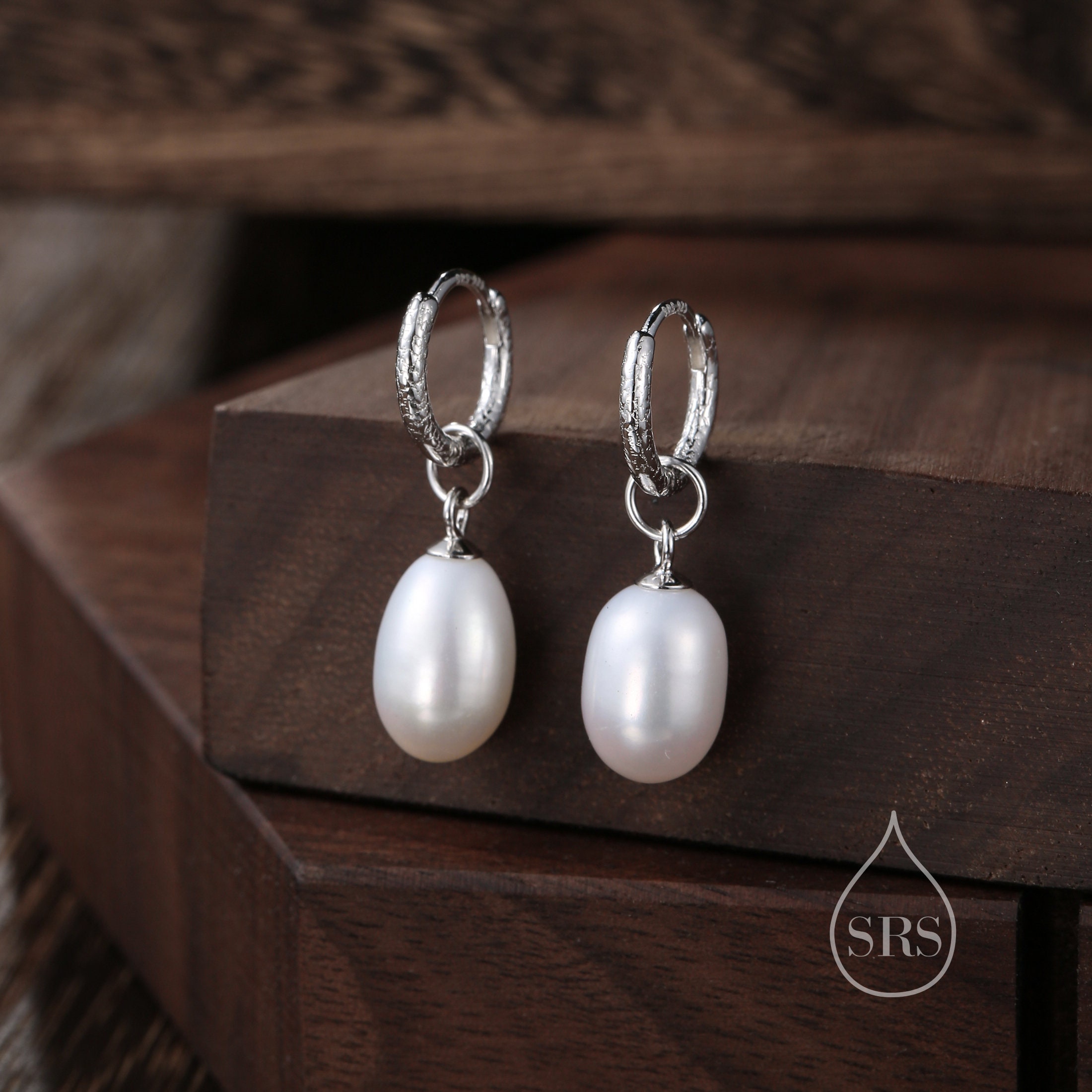 Oval Pearl With Skinny Hammered Hoop Earrings in Sterling
