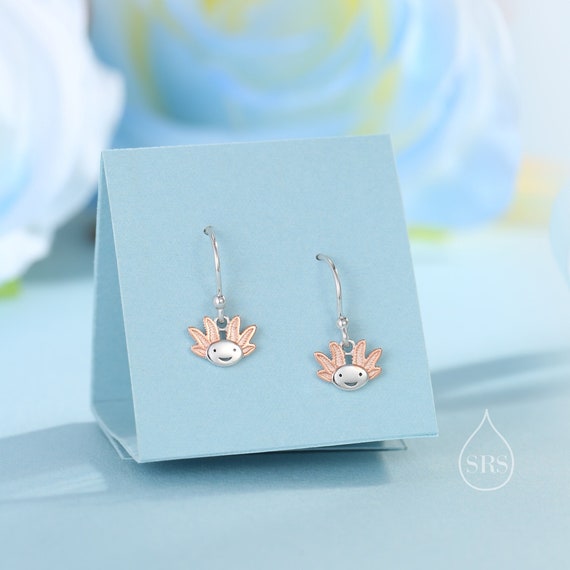 Orecchini a cerchio Huggie Axolotl in argento sterling - Orecchini pendenti a forma di creatura marina - Amante degli animali - Carini, divertenti, stravaganti - Italia