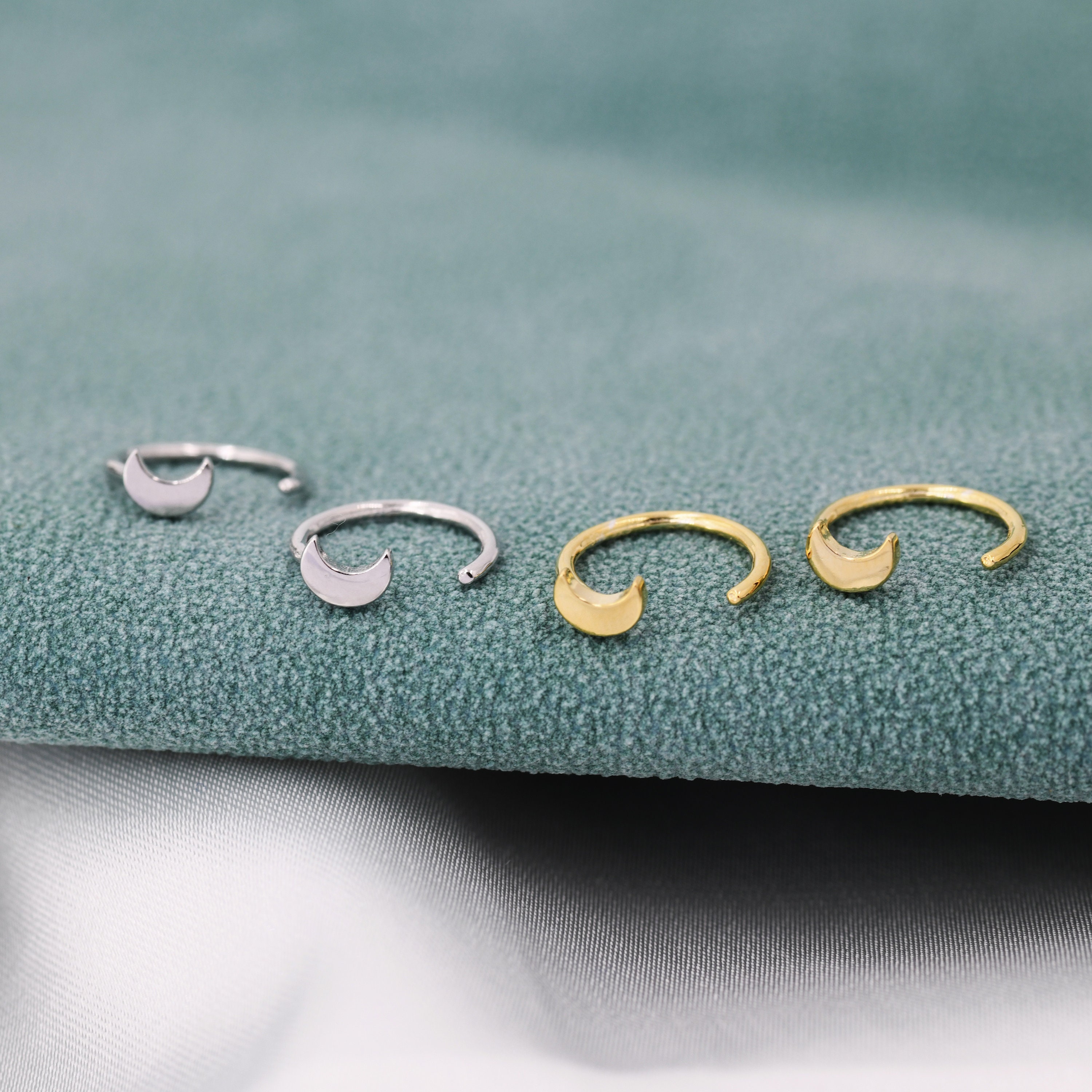 Piccoli orecchini a cerchio a forma di mezzaluna in argento sterling, orecchini a forma di luna, orecchini a mezzo cerchio, orecchini a cerchio aperti, argento o oro - Italia