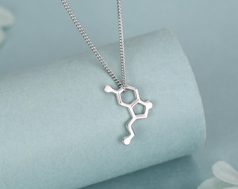 Sterlingzilveren ketting serotoninemolecuul