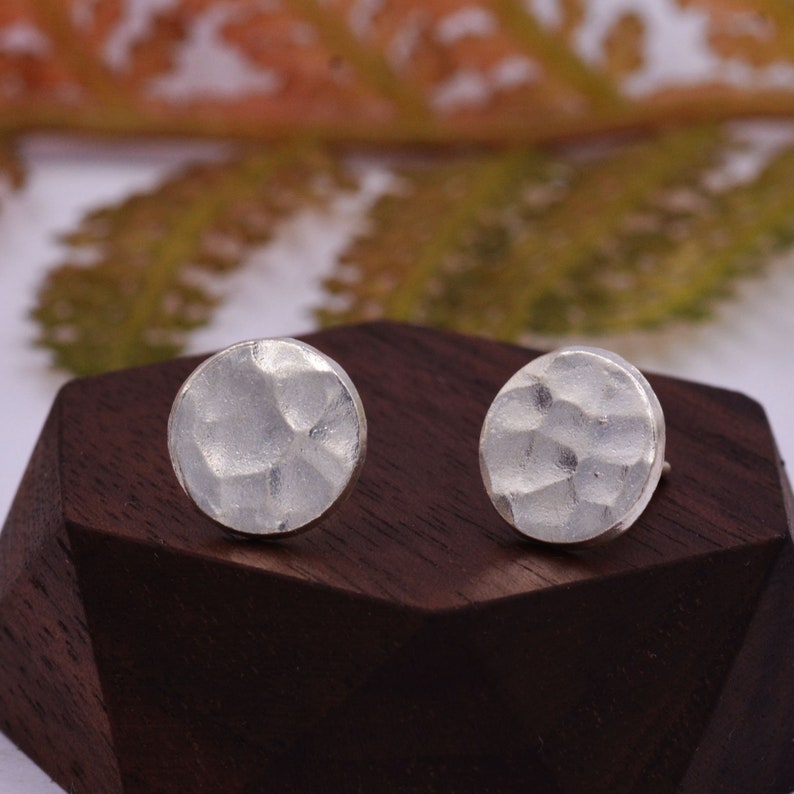 round disk earrings