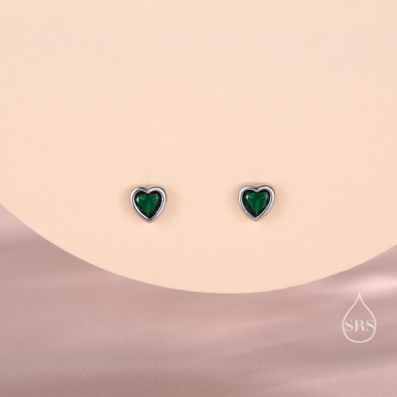 ピアス Baby Heart Green Earrings Green Heart Earrings on Sterling Silver 925, Green Earrings