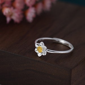 Sterling Silver Daffodil Flower Ring, Adjustable Size, Daffodil Ring ring, Silver and Gold Flower Ring, Dainty and Delicate image 5