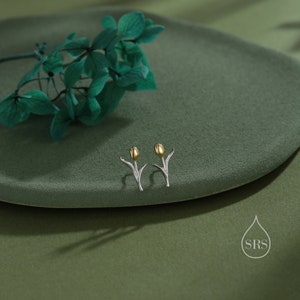 Delicati orecchini a bottone con fiori di tulipano in argento sterling, argento o oro o oro rosa, orecchini di fiori, orecchini di tulipano immagine 5