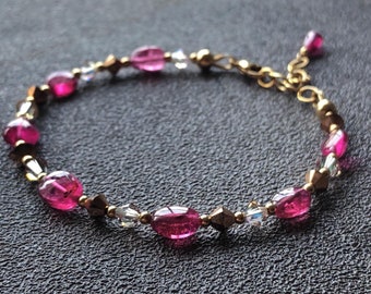 Pulsera de turmalina Rubellite con cristales Swarovski con oro relleno de 14k