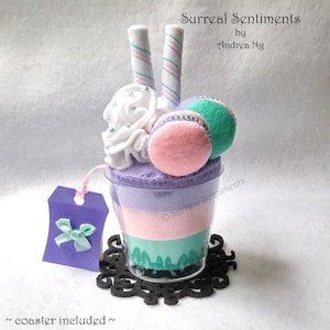 Pastell Vanille Filz Cupcake Kawaii Kuchen Pastell Kuchen Dessert Macaron Liebhaber Kawaii Süßigkeiten Regal Display Macaron Skulptur Ornament