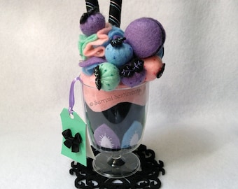 Kawaii Pastel Goth Lolita Sweet Cafe Decorations, Felt Macaron Gift, Strawberry Dessert Plush, Felt Sundae, Kawaii Dessert, Sweet Treats