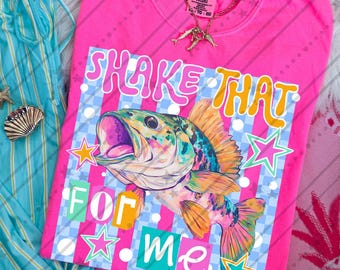 Retro Bass Fishing Comfort Colors Hirt, Shake That Bass for Me Graphic T-Shirt, Colorful Funny Fishing Top, Cute Fishing Gift for Her