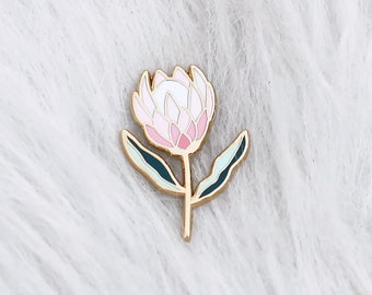 Pin's fleur de protea - pins tropical - pin's émaillé nature - broche fleur - pin's métal émail et or - doré - accessoire et cadeau femme