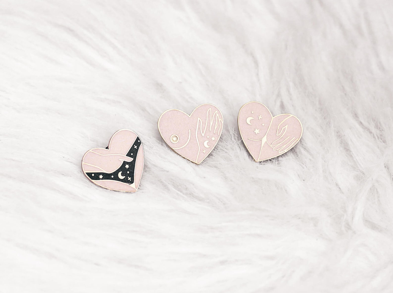 Heavenly Heart breast pins nude pink glitter witchy Etsy 日本
