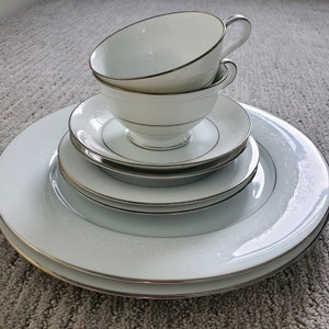 Vintage Noritake China Set Whitehall 6115 set for 2 vintage Noritake China set 8 pieces