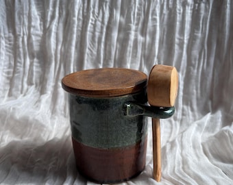 NEW Earth canister, kitchen container with spoon, coffee jar, sugar storage pot, tea bag holder, kitchen organisation, green and brown