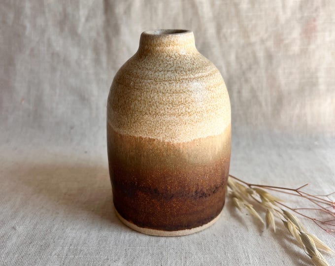 Sandstorm ceramic vase, bud vase bottle, Reed diffuser bottle, refillable diffuser container, Center piece vase, single stem vases