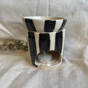 Stripe ceramic wax burner, ceramic oil burner, handmade black pot,  essential oil melter, unique Christmas gift, removable burner dish
