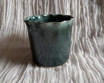 Green scalloped planter, Handmade glazed pot, green plant pot, large green vessel, unique British gift, handcrafted plant pots