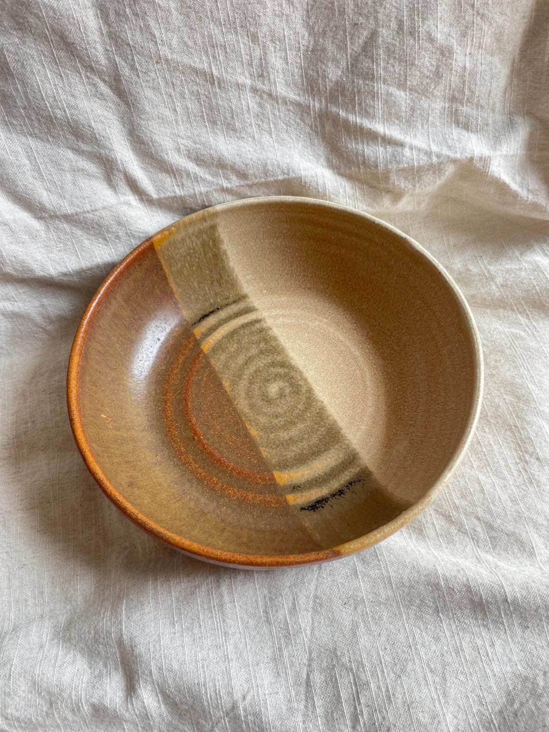 Sandstorm pasta bowl, handmade wide dish, ceramic serving bowls, beige pottery decor, green kitchen plate, eco friendly living,