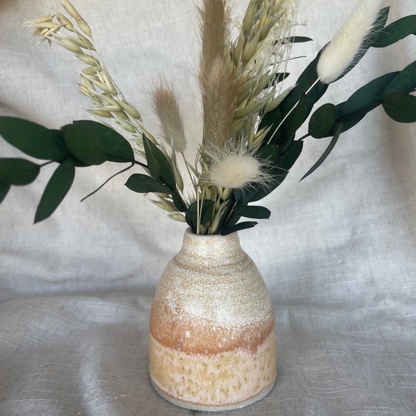 Dunes ceramic vase, bud vase bottle, Reed diffuser bottle, refillable diffuser container, Center piece vase, single stem vases