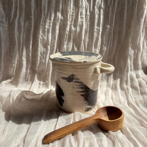 NEW Makers’ Mark canister, kitchen container with spoon, coffee jar, sugar storage pot, tea bag holder, kitchen organisation, black white
