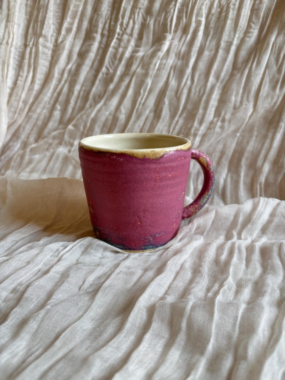 Handgemachte Keramiktasse, Dark Pink Tasse, 400ml Pink Tassen, einzigartiges britisches Geschenk, Teekaffeeliebhaber, Ozean glasiert, Pink Matte Tassen