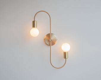 Fiann Wall Light