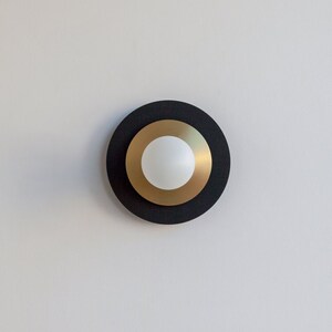 Black Aureole Brass Light image 4