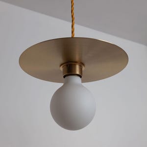 Lampada a sospensione con cavo in tessuto personalizzato - Italia